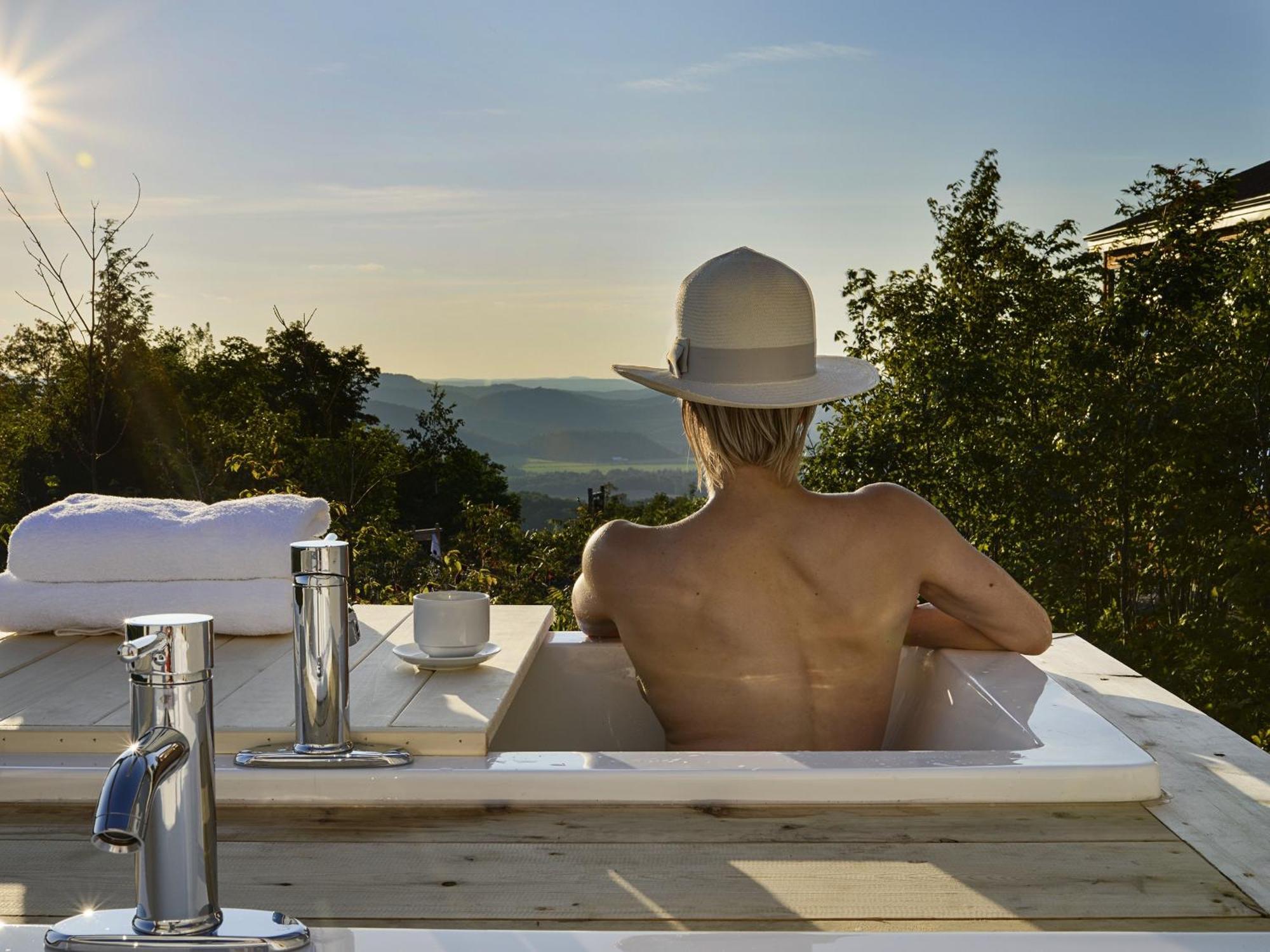 Eco Spa Highland Grenville-Sur-La-Rouge エクステリア 写真