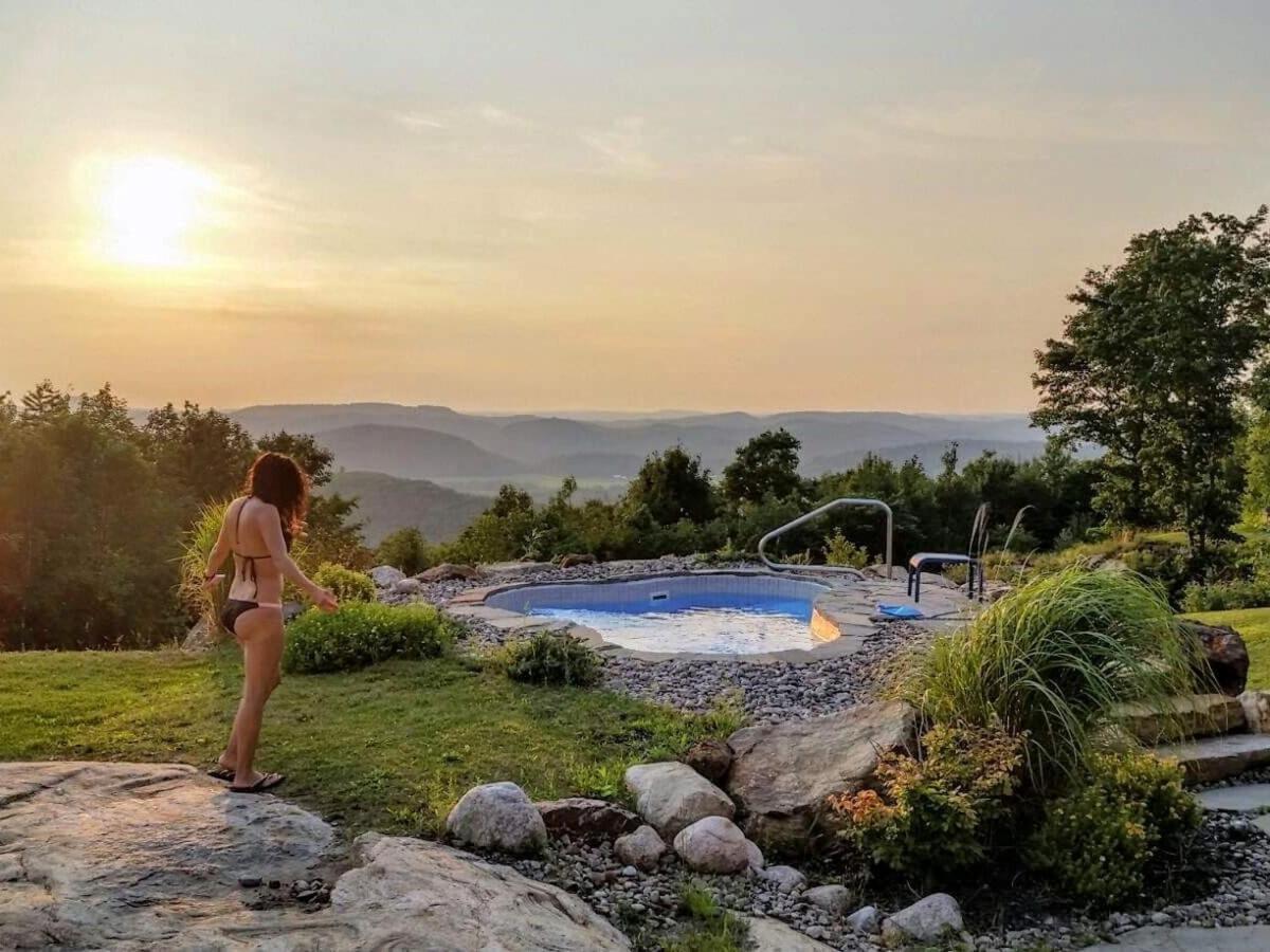 Eco Spa Highland Grenville-Sur-La-Rouge エクステリア 写真