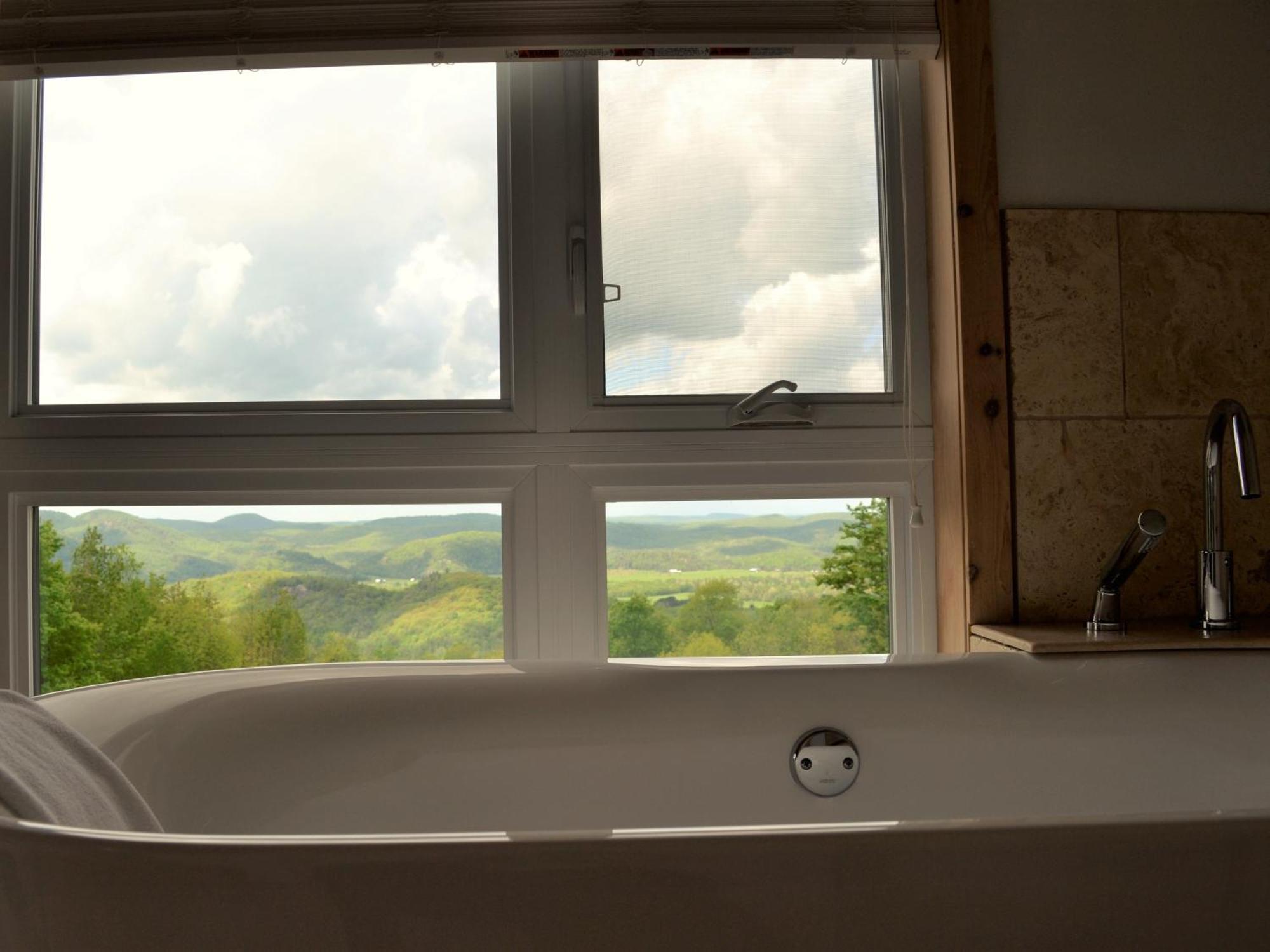Eco Spa Highland Grenville-Sur-La-Rouge 部屋 写真